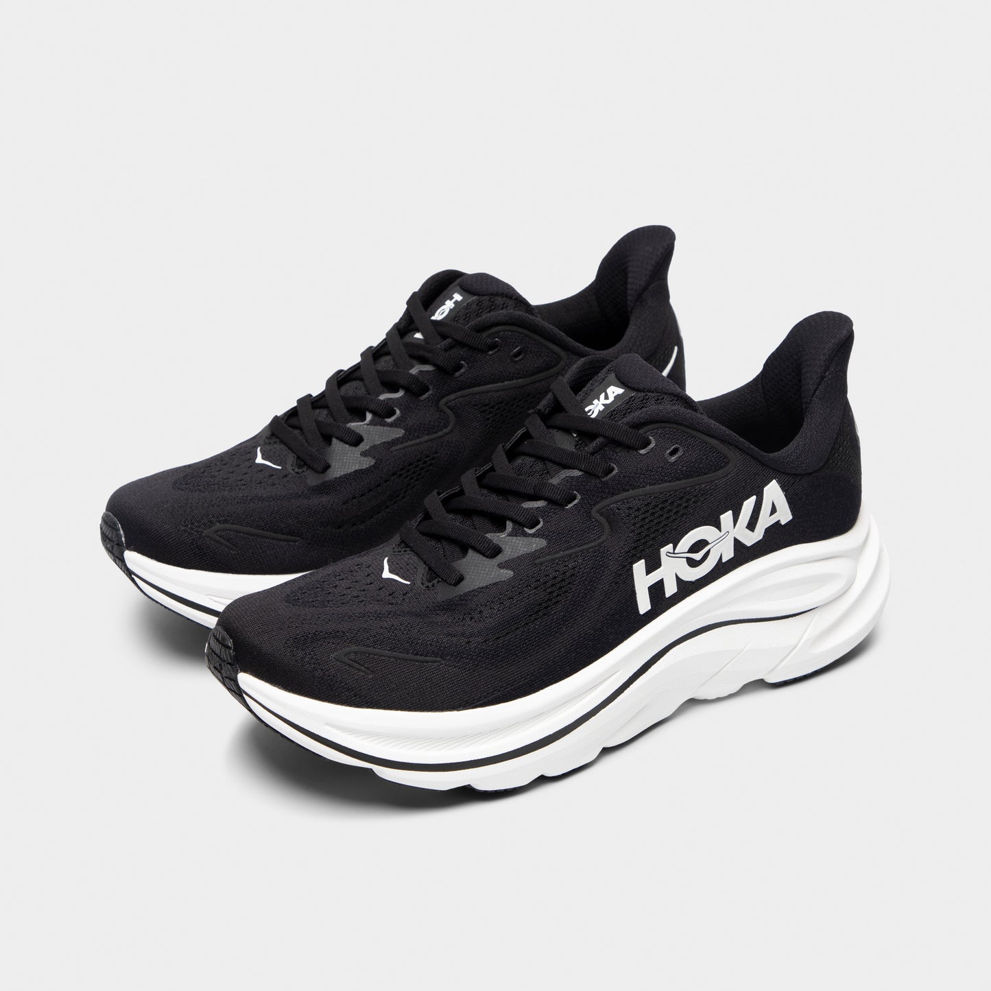 Hoka Clifton 10 Black / White