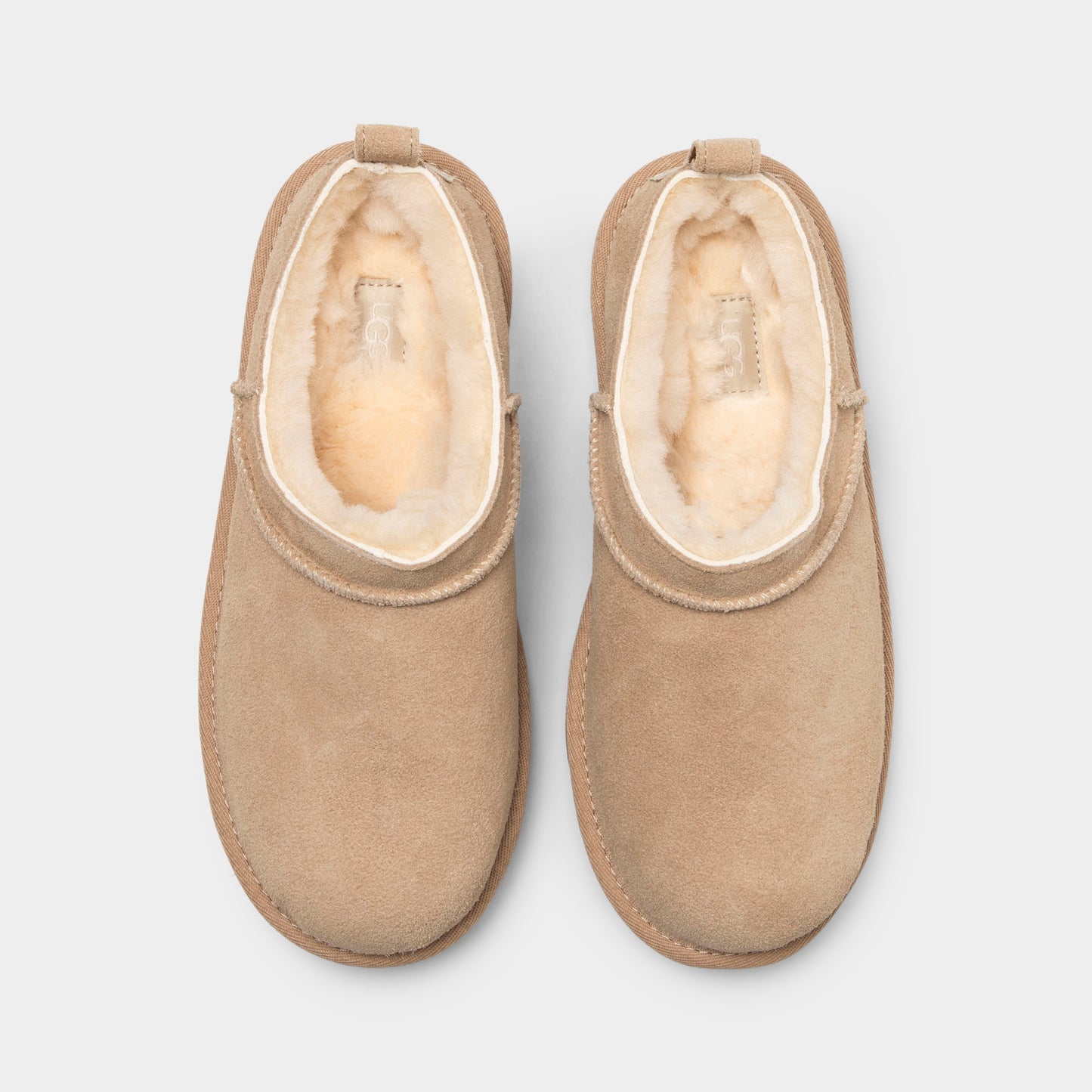 UGG Juniors' Classic Micro / Sand