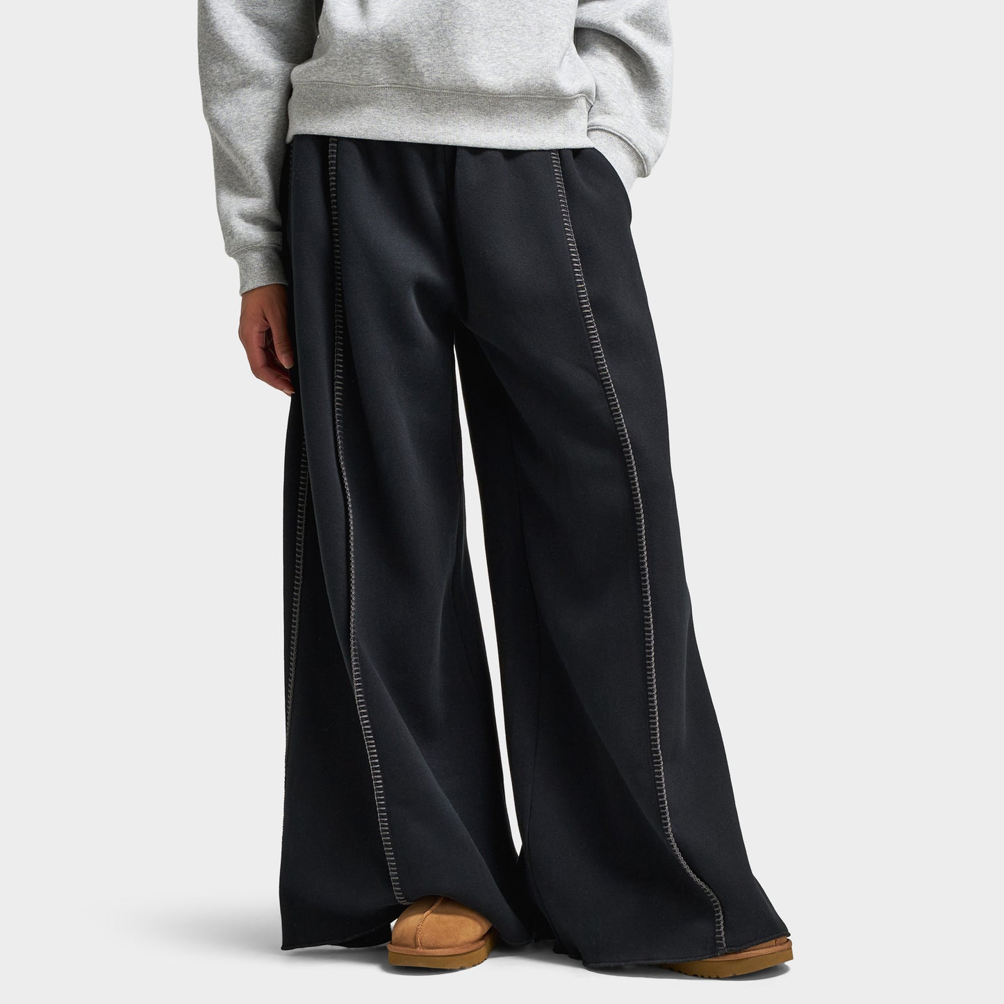 UGG Women's Classic Wide Leg Pant / Black