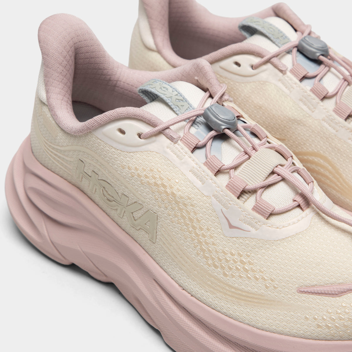 HOKA Women's Clifton 11 GTX Alabaster / Pink Opal