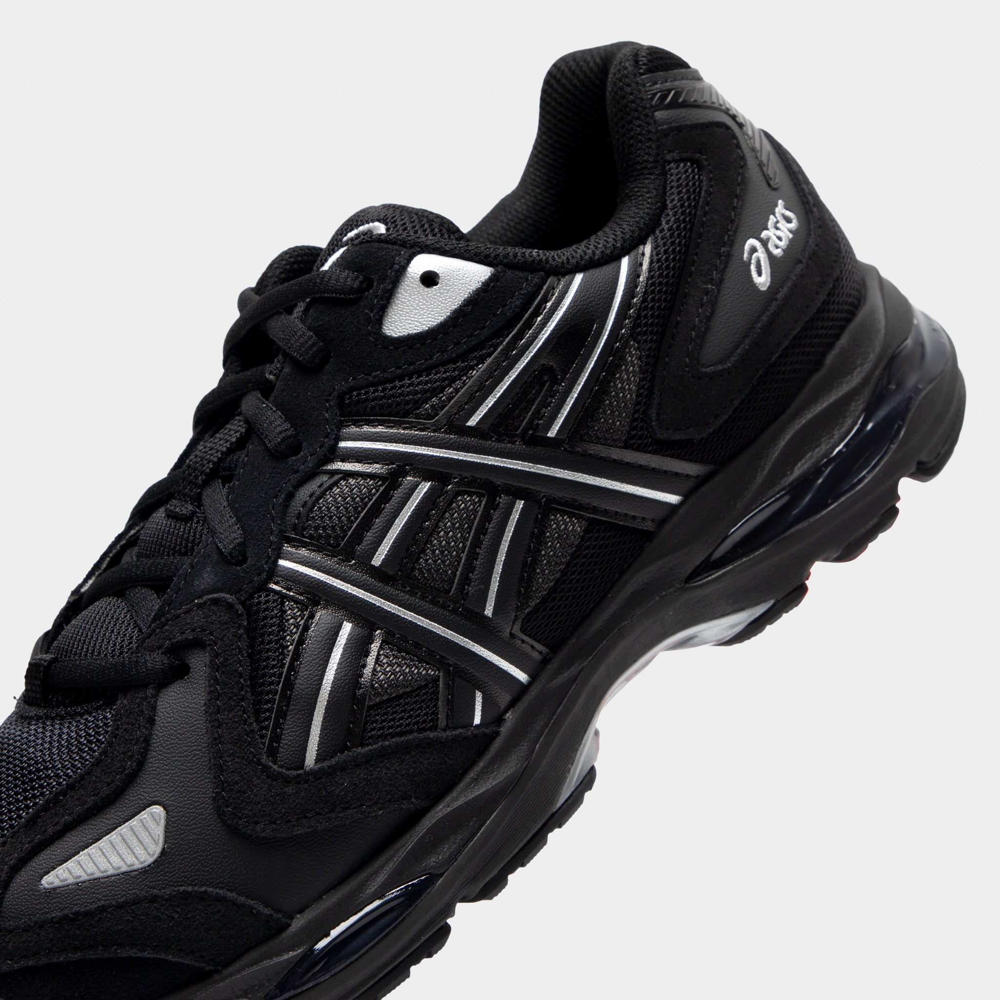 ASICS Gel-K1011 Black / Black – JD Sports