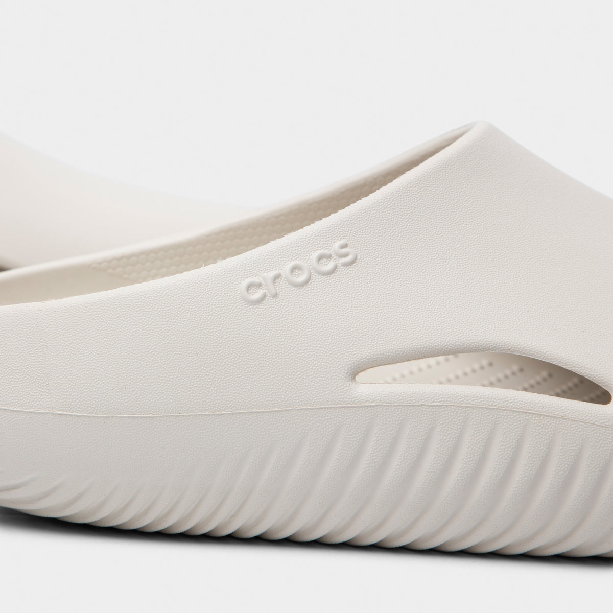 Crocs Mellow Recovery Clog / Tan