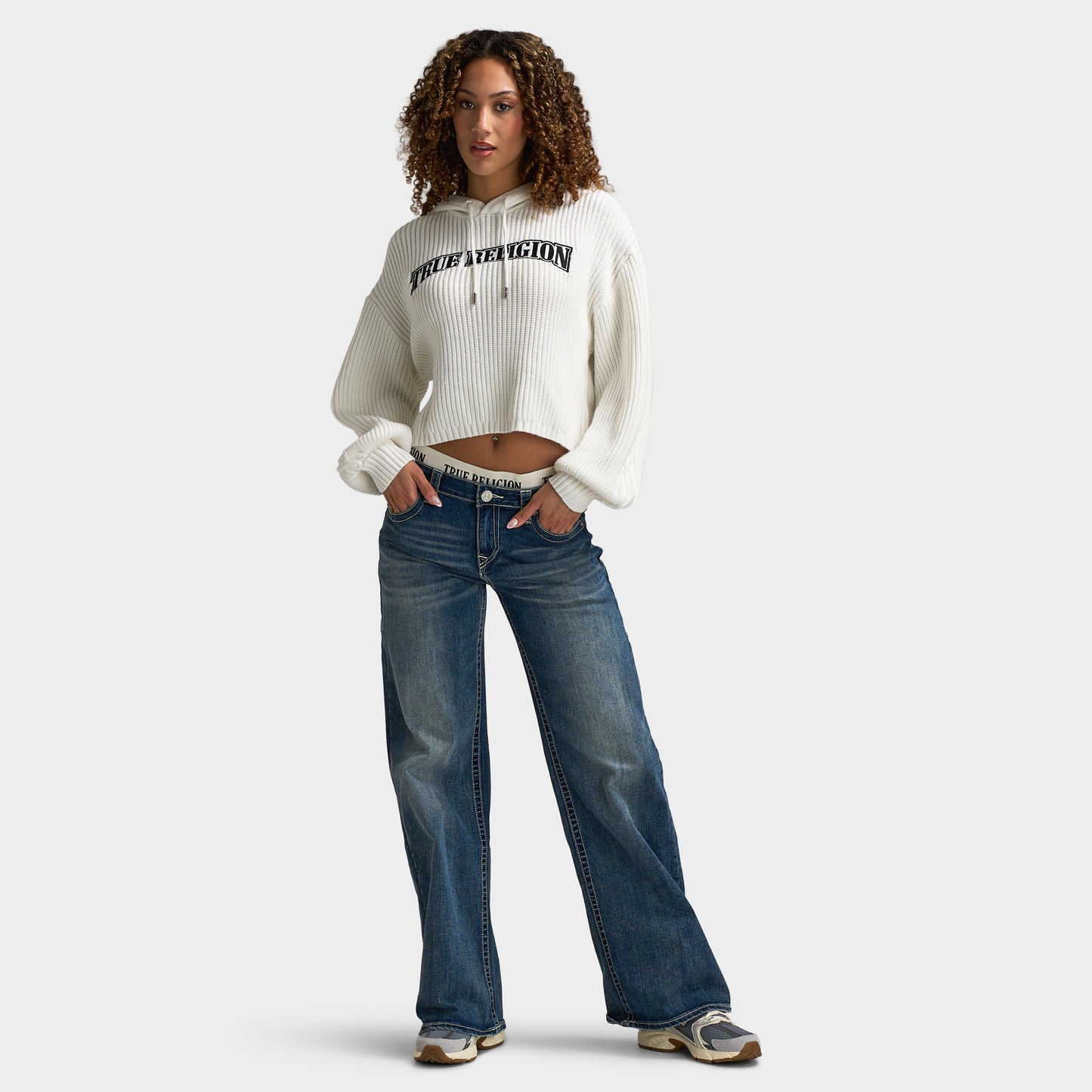 True Religion Chandail à capuche brodé pour femmes / Blanc hivernal