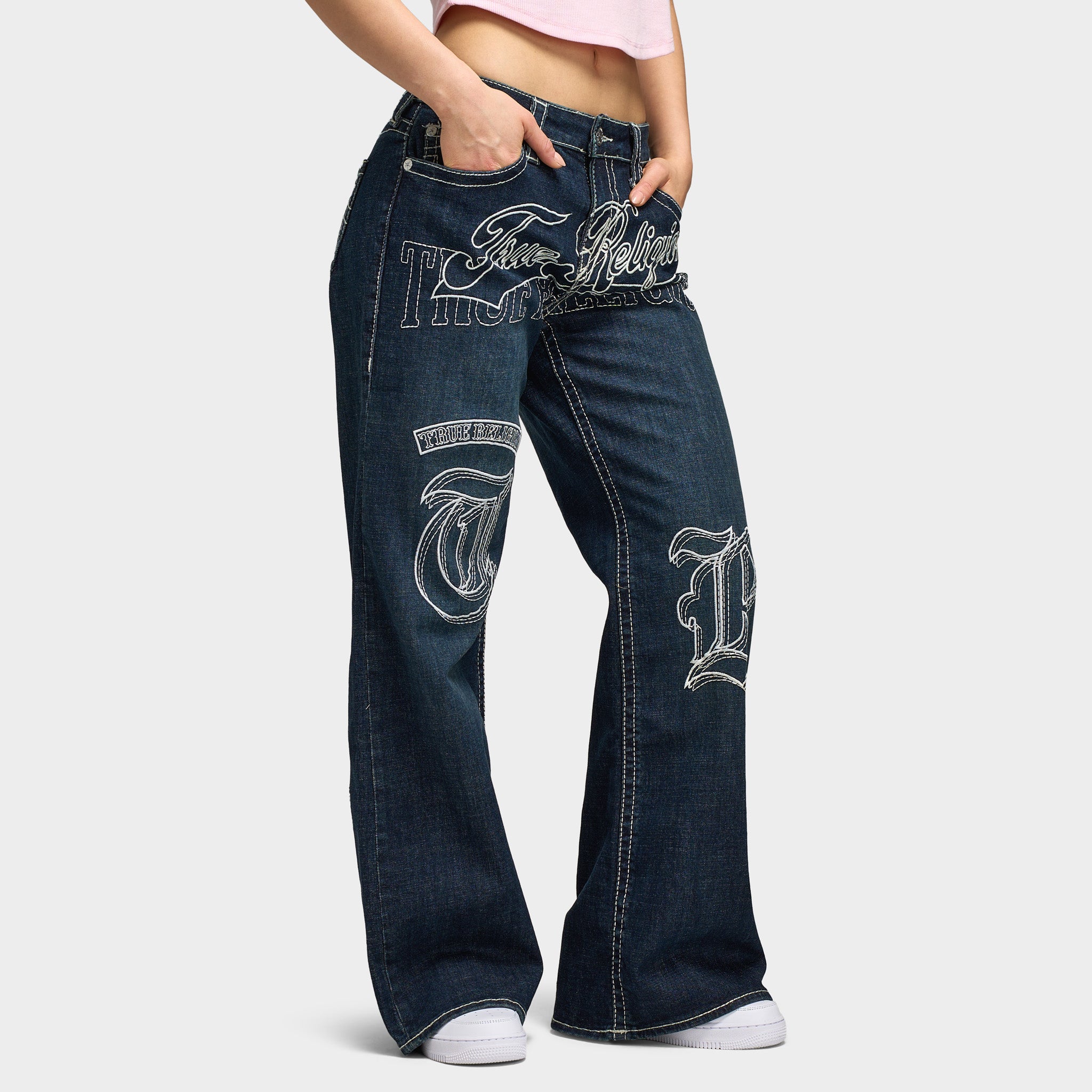 True Religion Women's Embroidery Bobbi Baggy Big T Jeans / Ice
