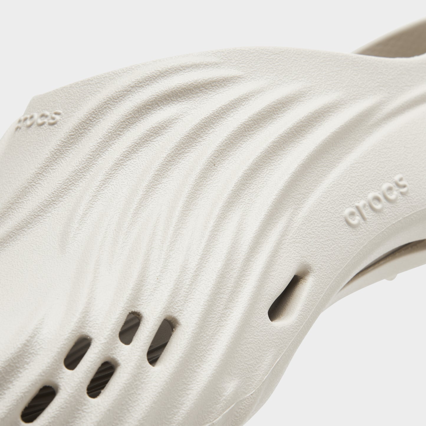 Crocs Echo Wave / Tan