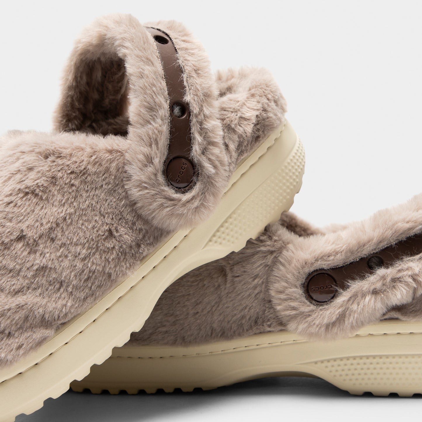 Crocs Women's Classic Unfurgettable Clog / Mushroom