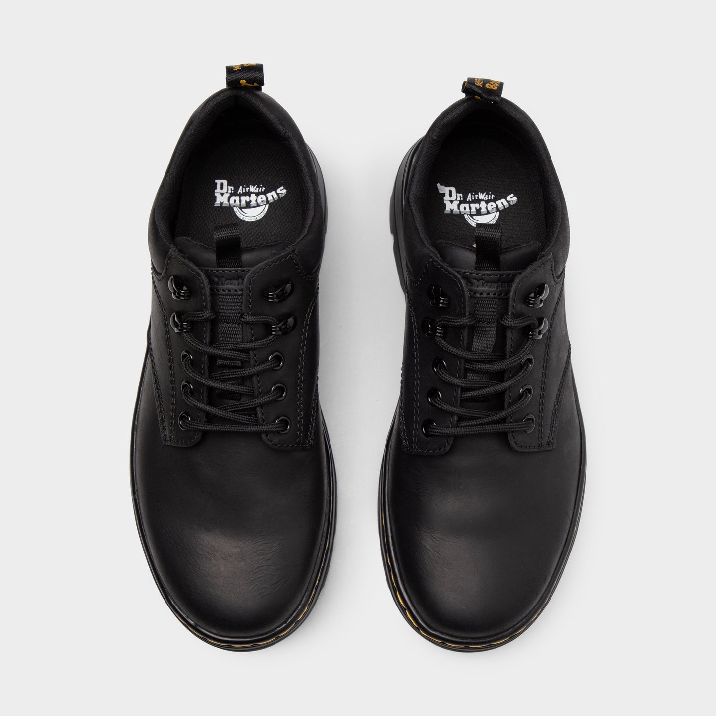Dr. Martens Reeder Leather / Black Wyoming