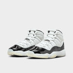 Jordan retro 11 gold and black on sale