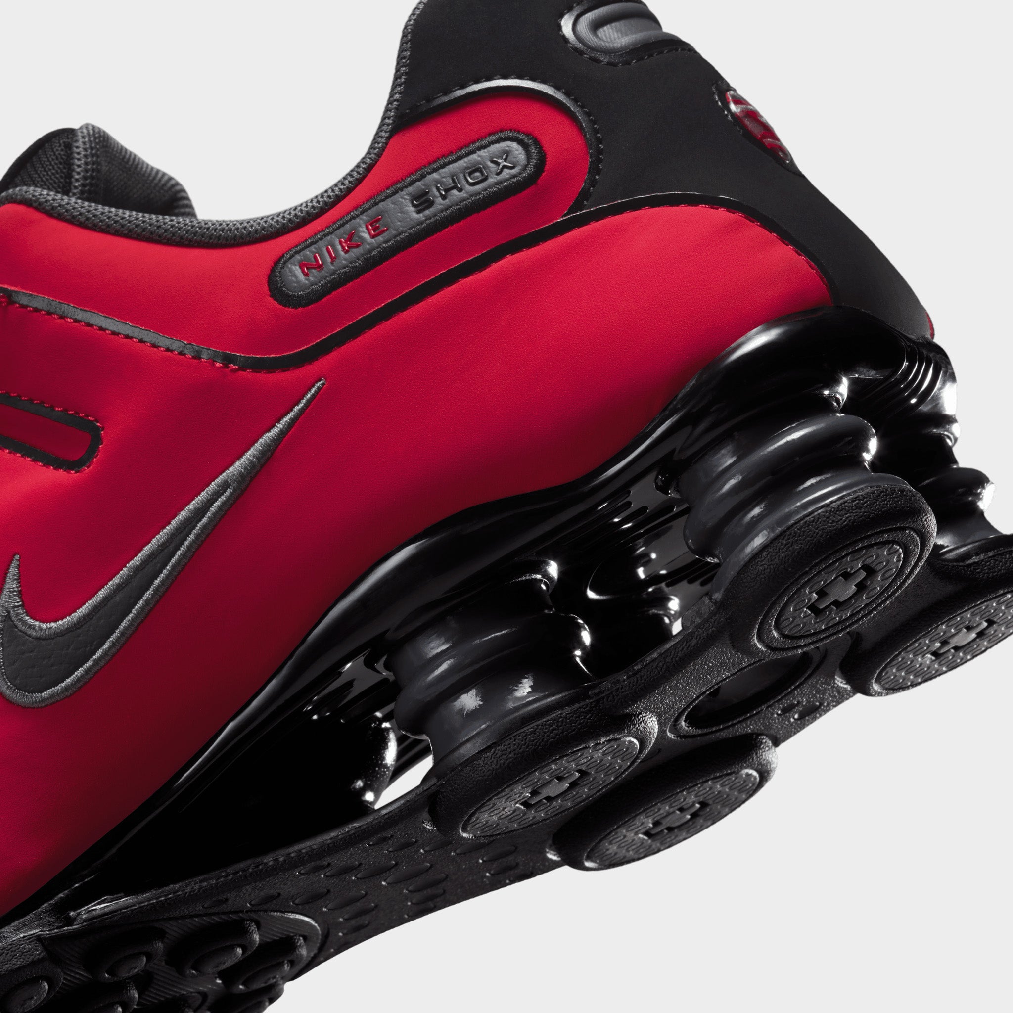Nike Shox 赤/黒 Nike Shox NZ University Red / Black – JD Sports