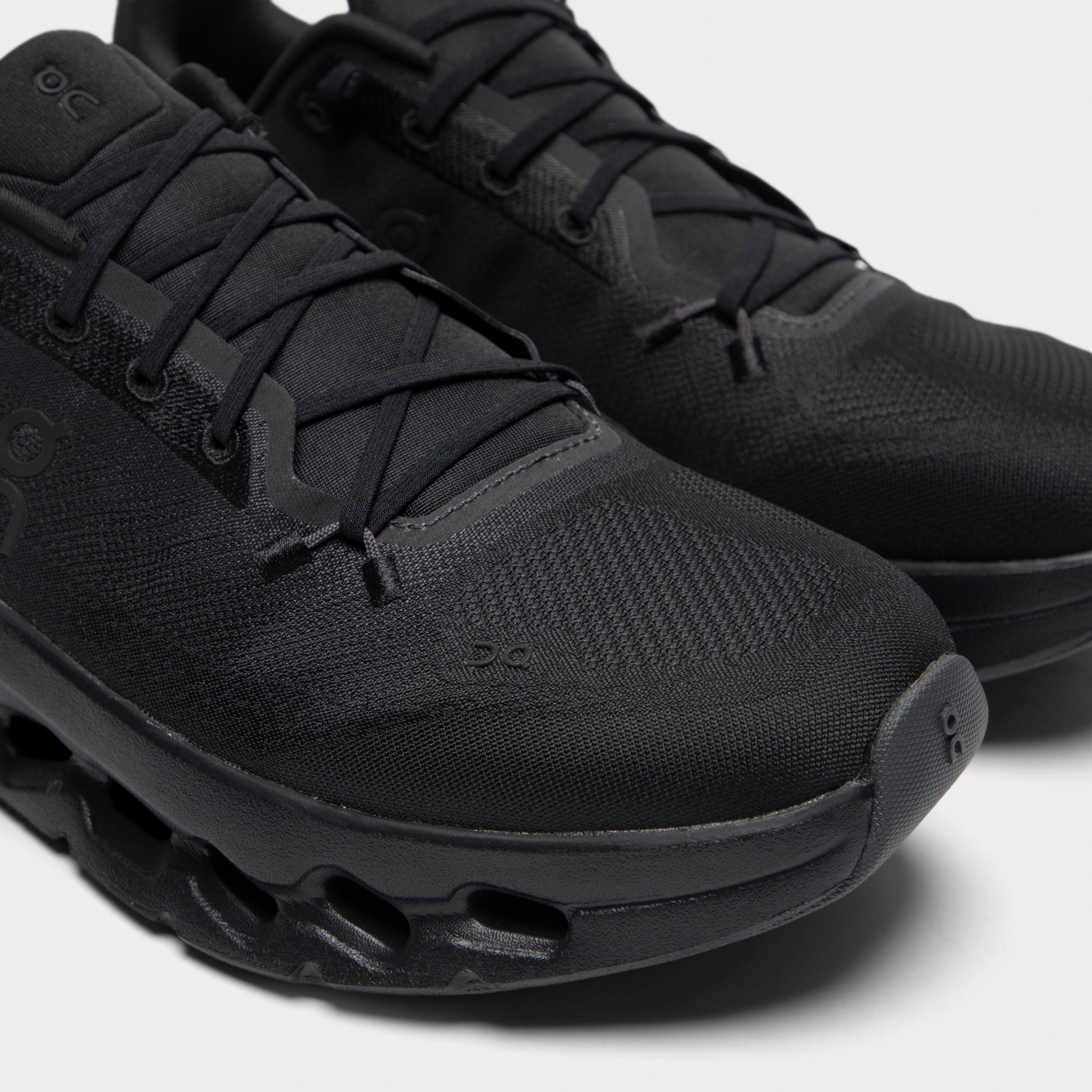 On Cloudtilt Eclipse / Black – JD Sports