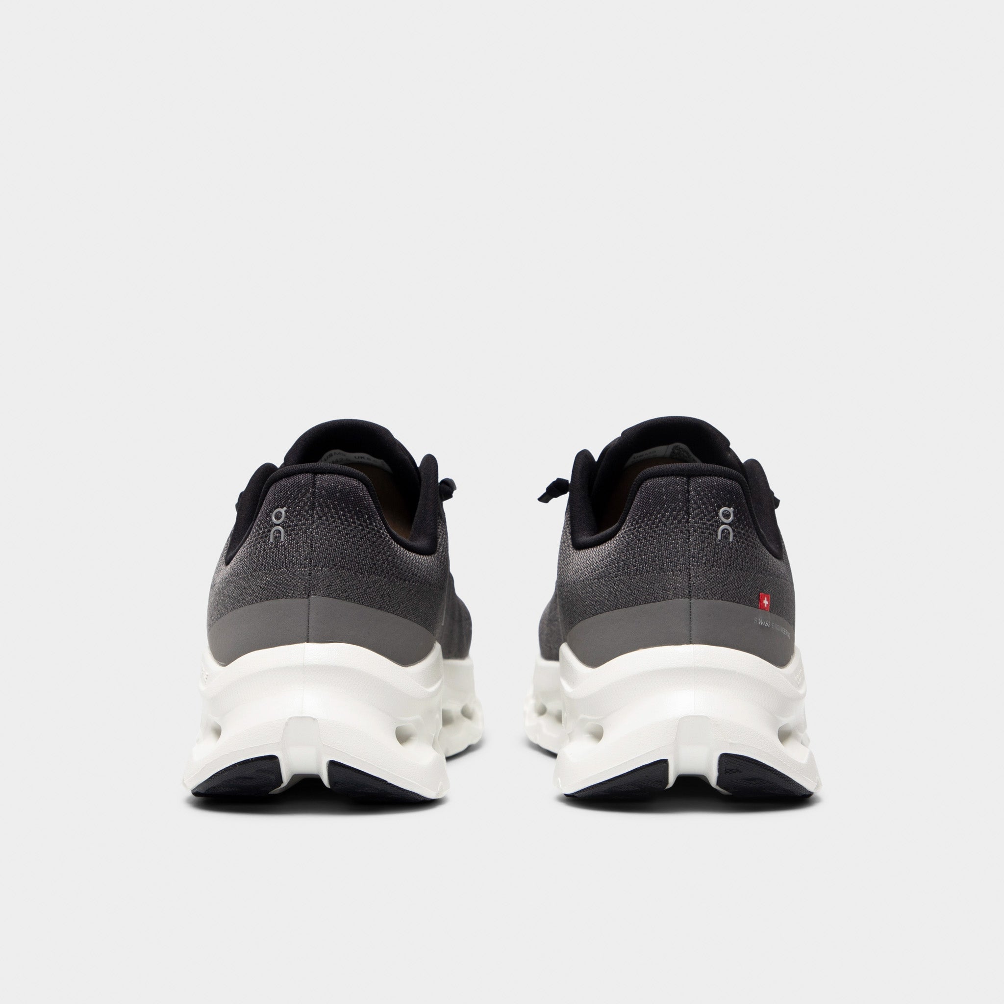 On Cloudtilt Black / Apshalt – JD Sports