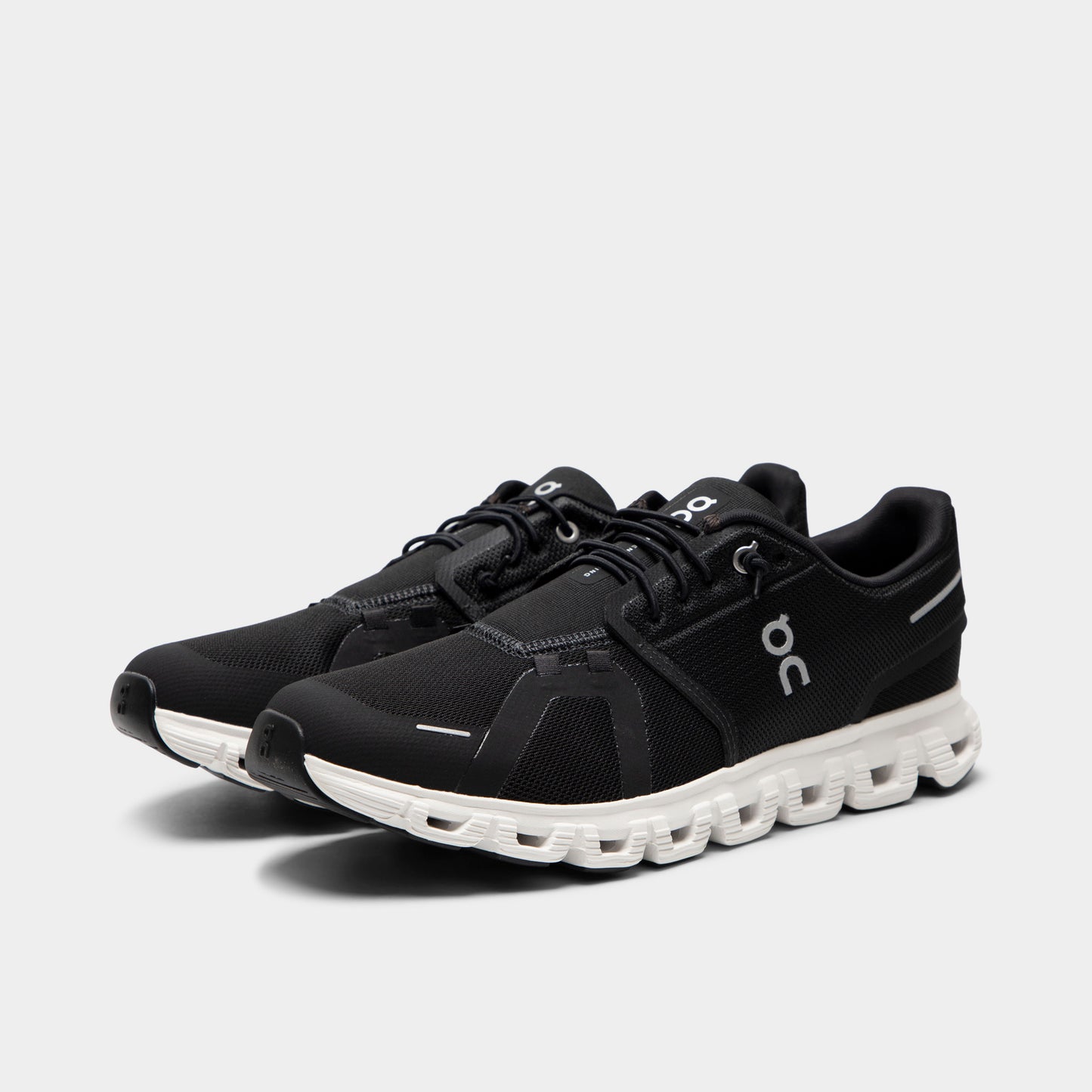 On Men's Cloud 6 Black / White
