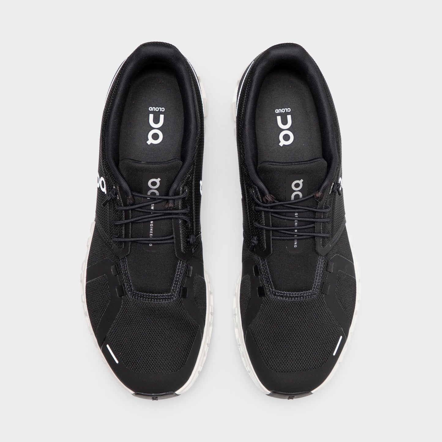On Men's Cloud 6 Black / White