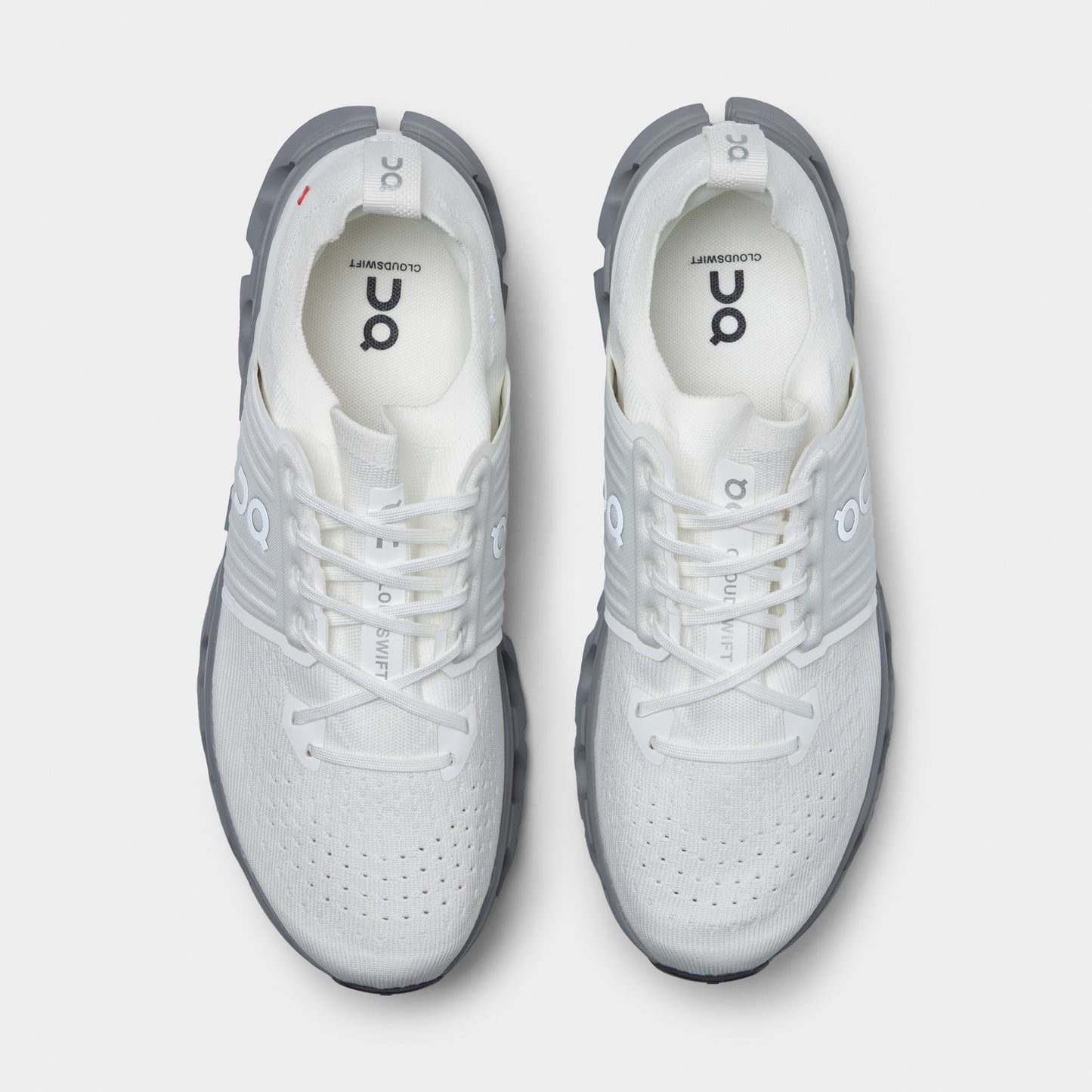 On Cloudswift 4 Ivory / Alloy