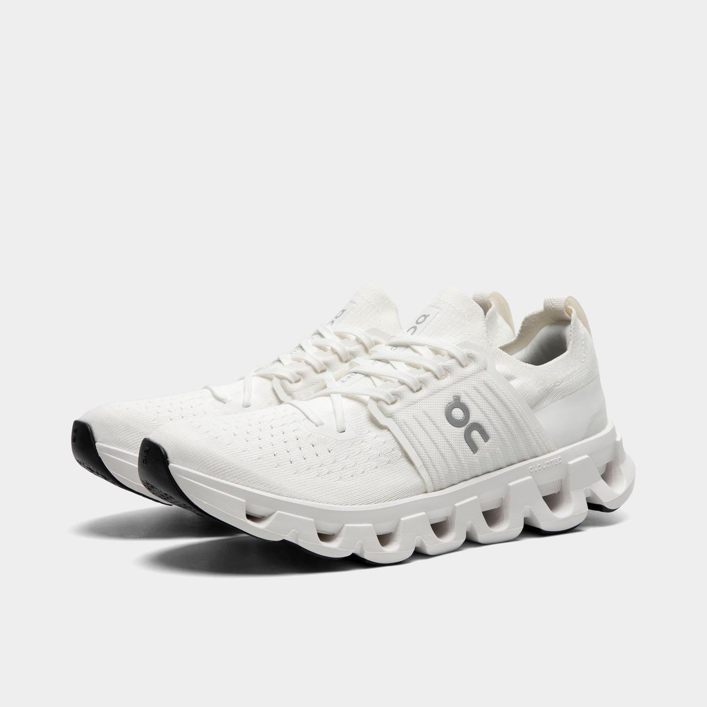 On Cloudswift 4 Blanc / Blanc