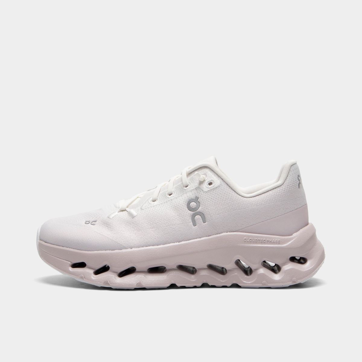 On Women's Cloudtilt Ether / Ivory