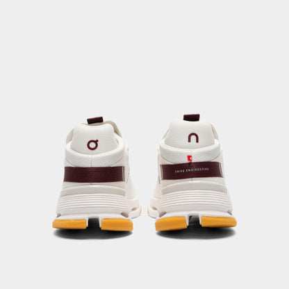 On Women's Cloudnova 2 Ivory / Maroon