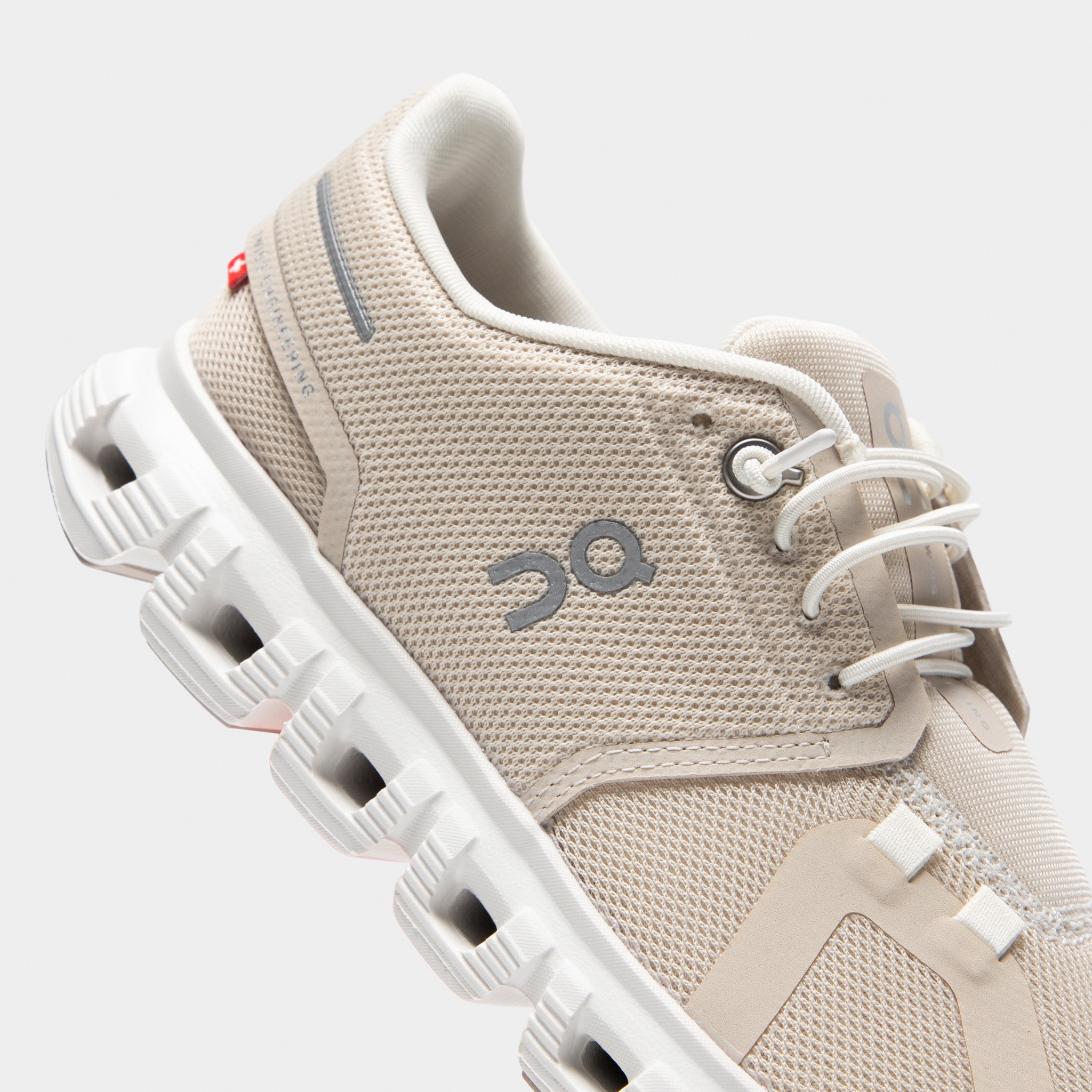 靴 On Cloud 6 Pearl | White On Women's Cloud 6 Pearl / White – JD Sports