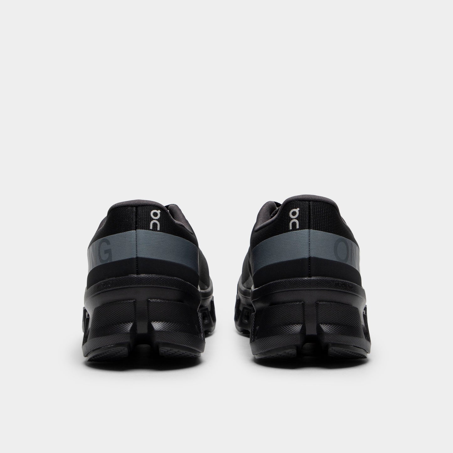 On Women's Cloudmonster 1 / Black