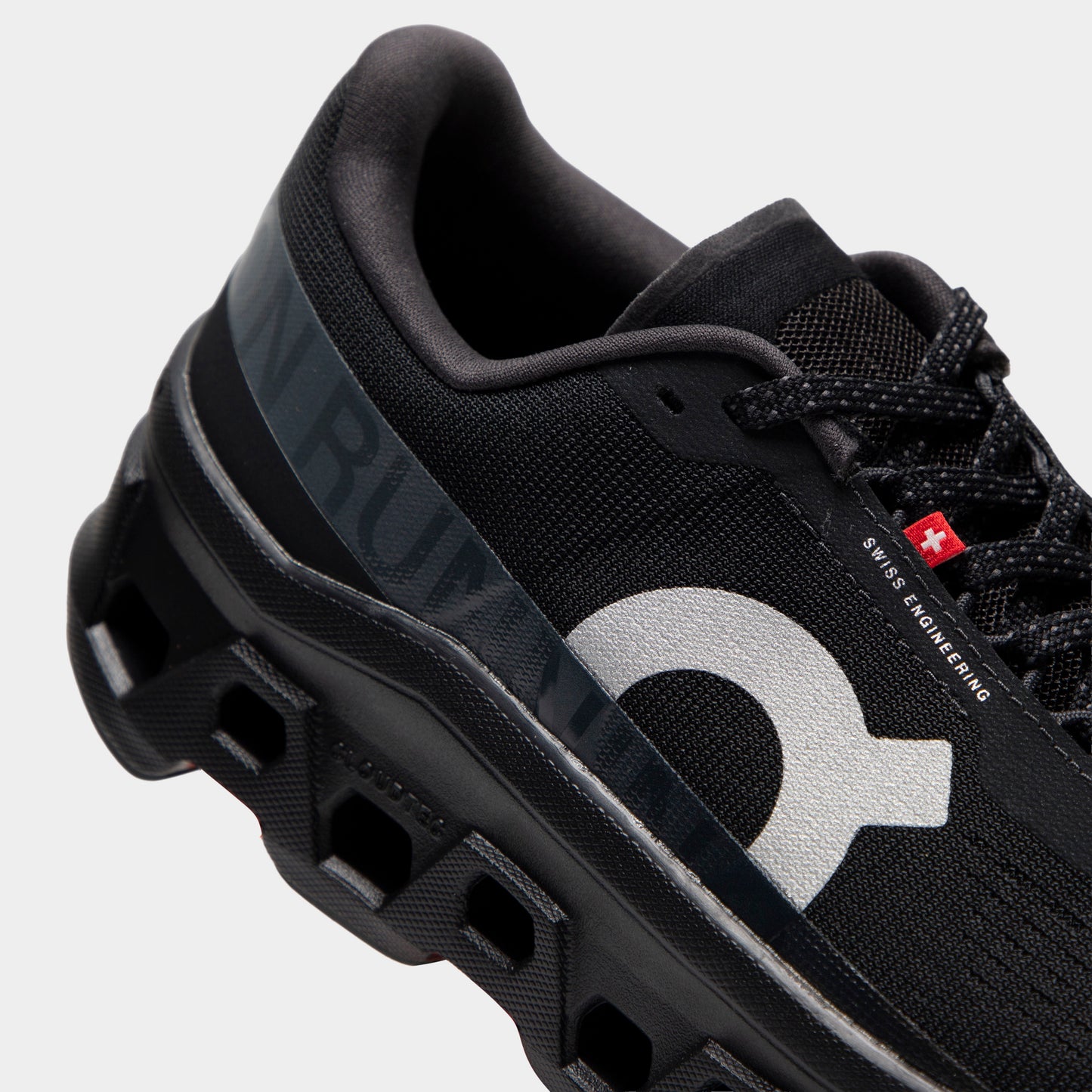 On Women's Cloudmonster 1 / Black