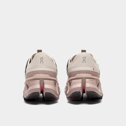 On Women's Cloudswift AMP Pearl / Biscuit