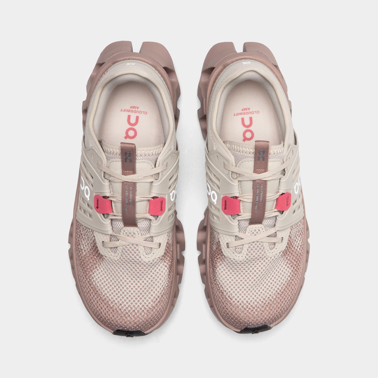 On Women's Cloudswift AMP Pearl / Biscuit