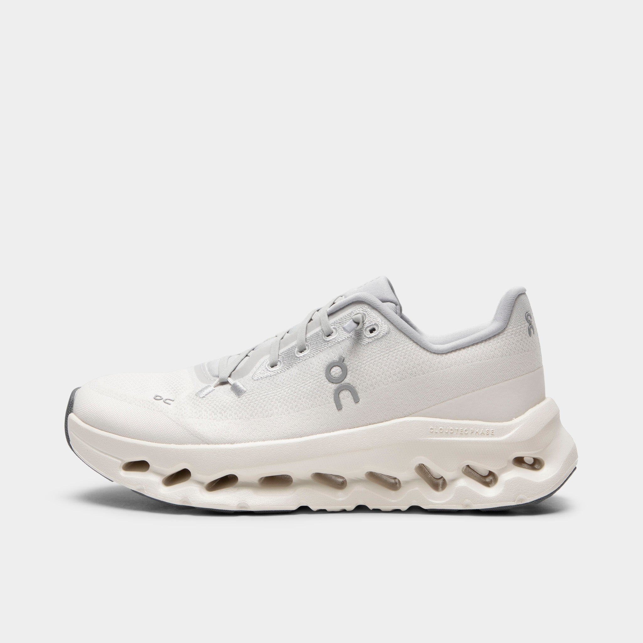 On Women's Cloudtilt Glacier / Ivory – JD Sports