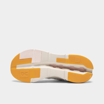 On Women's Cloudnova White / Ivory