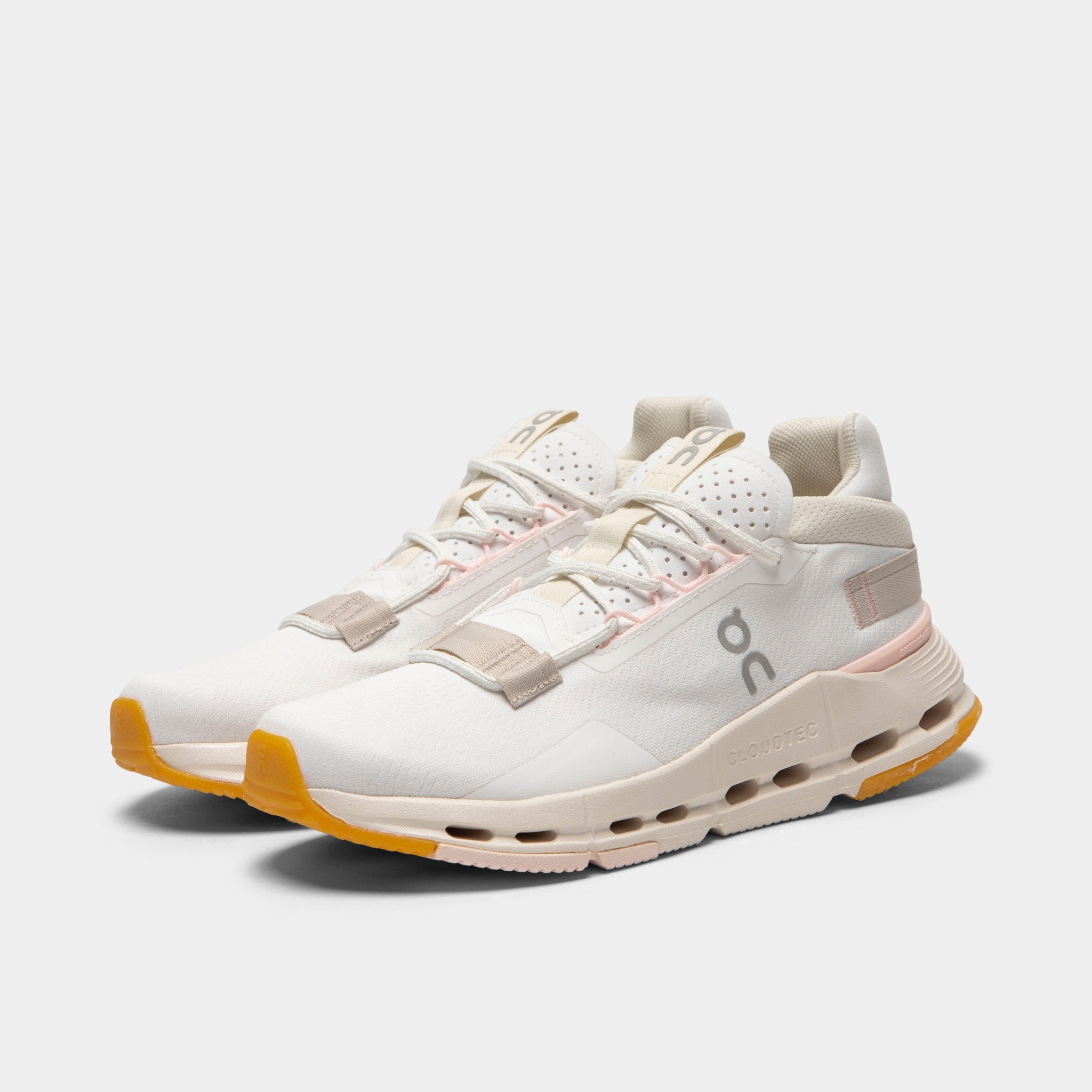 On ホワイト スニーカー　 Cloudnova On Women's Cloudnova White / Ivory – JD Sports