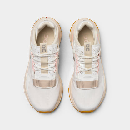 On Women's Cloudnova White / Ivory