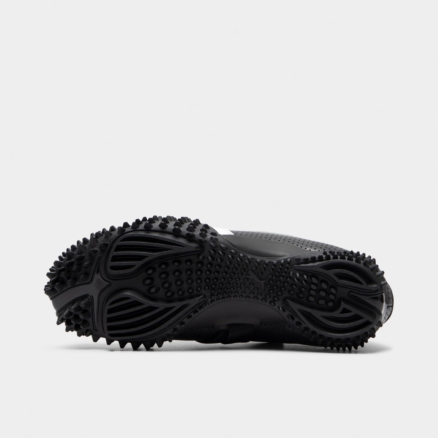PUMA Women's Mostro Perf Black / White