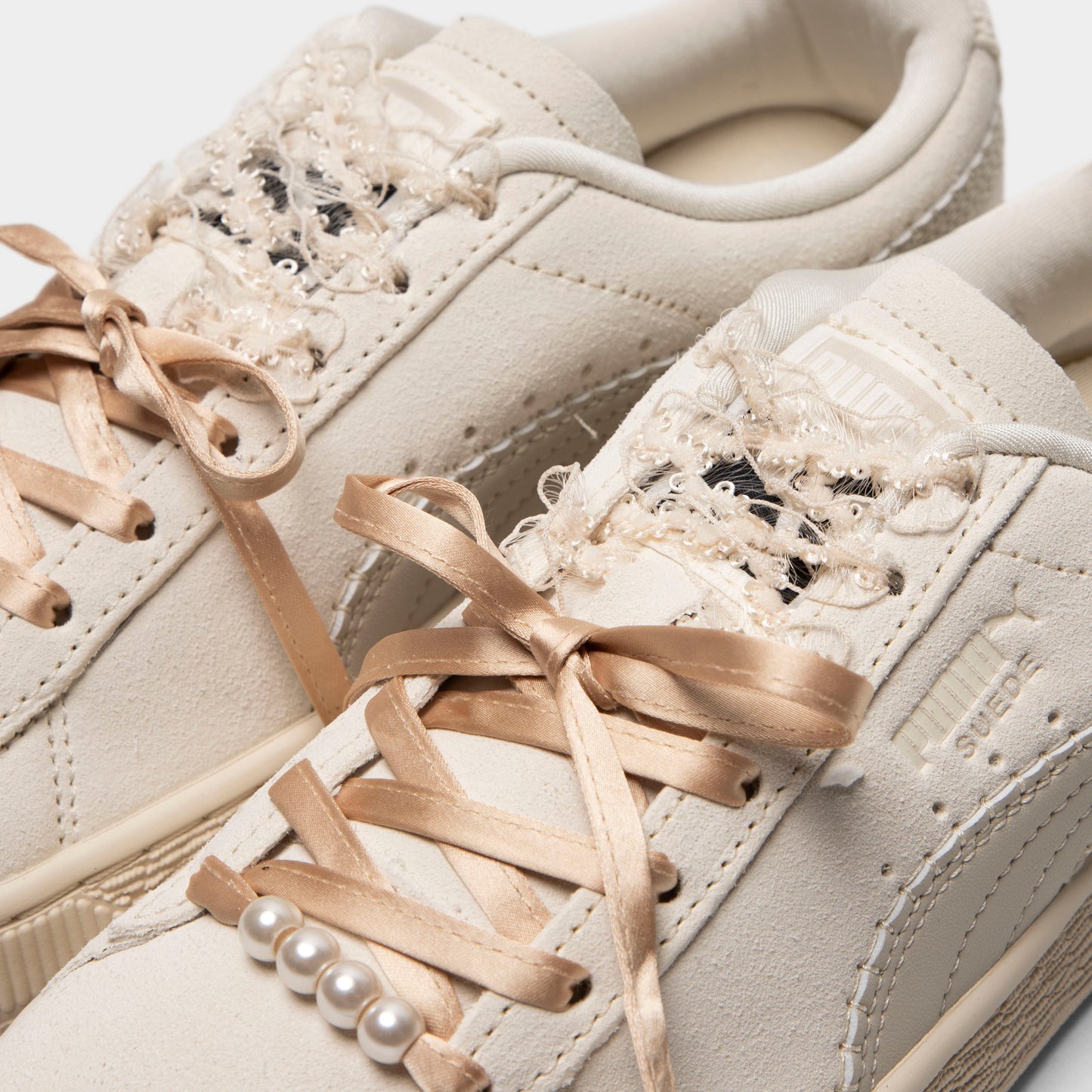 PUMA Women's Suede Bloom Frosted Ivory / Silver Fog