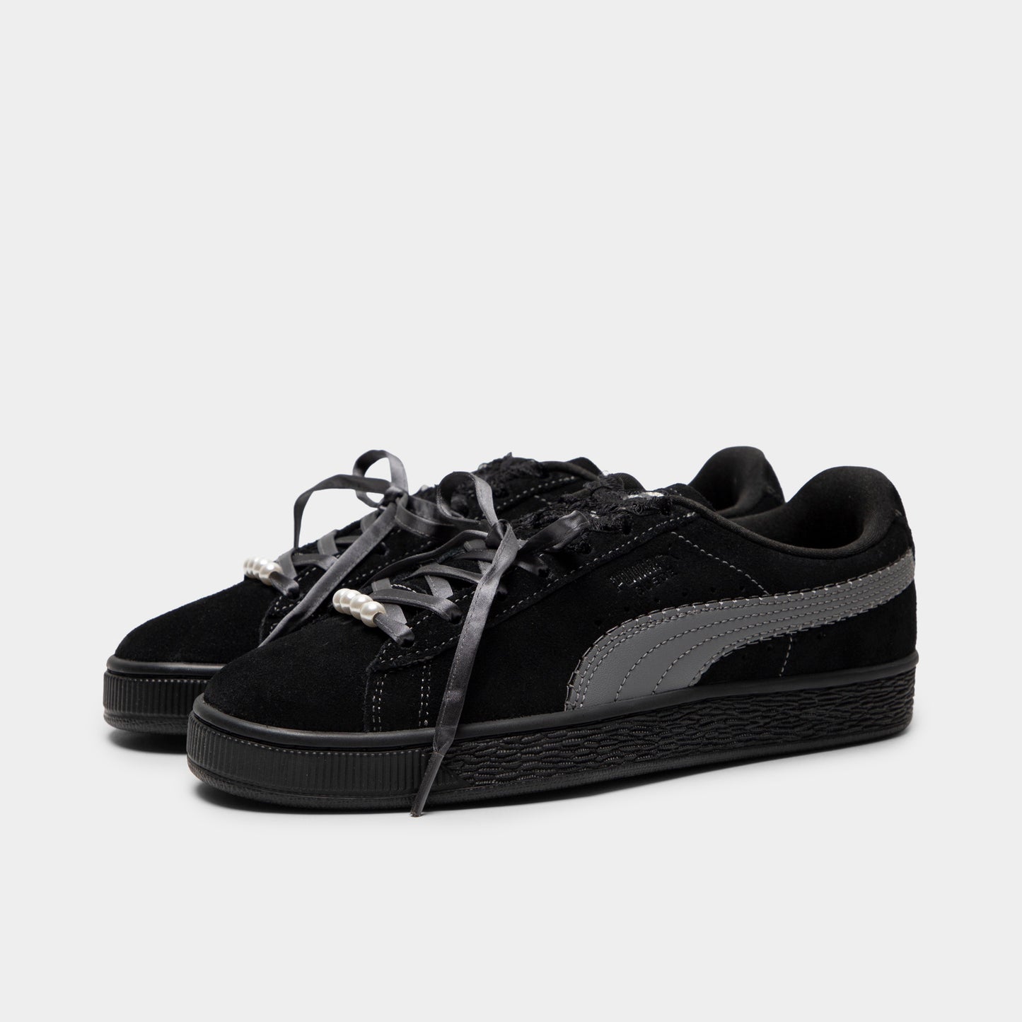 PUMA Women's Suede Bloom Black / Slate Sky