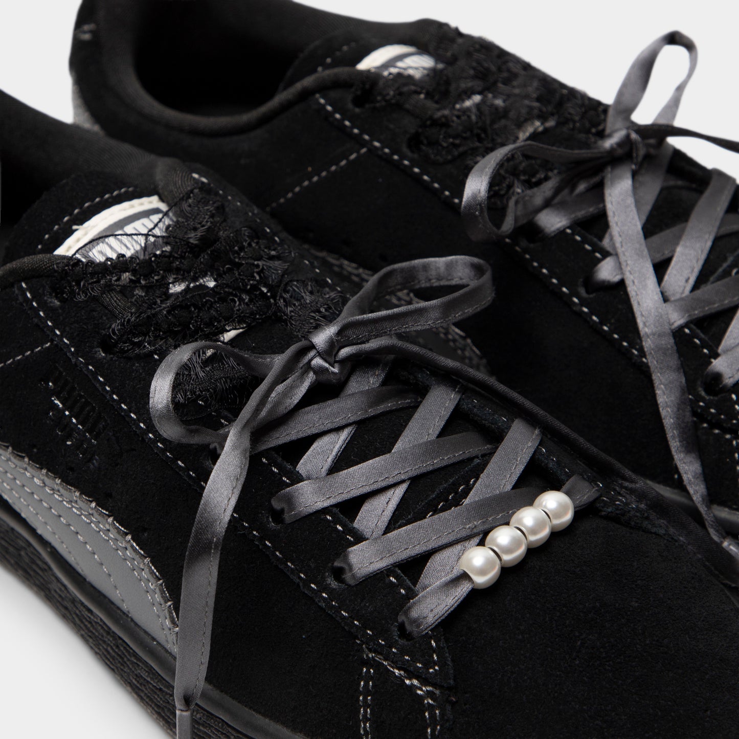 PUMA Women's Suede Bloom Black / Slate Sky