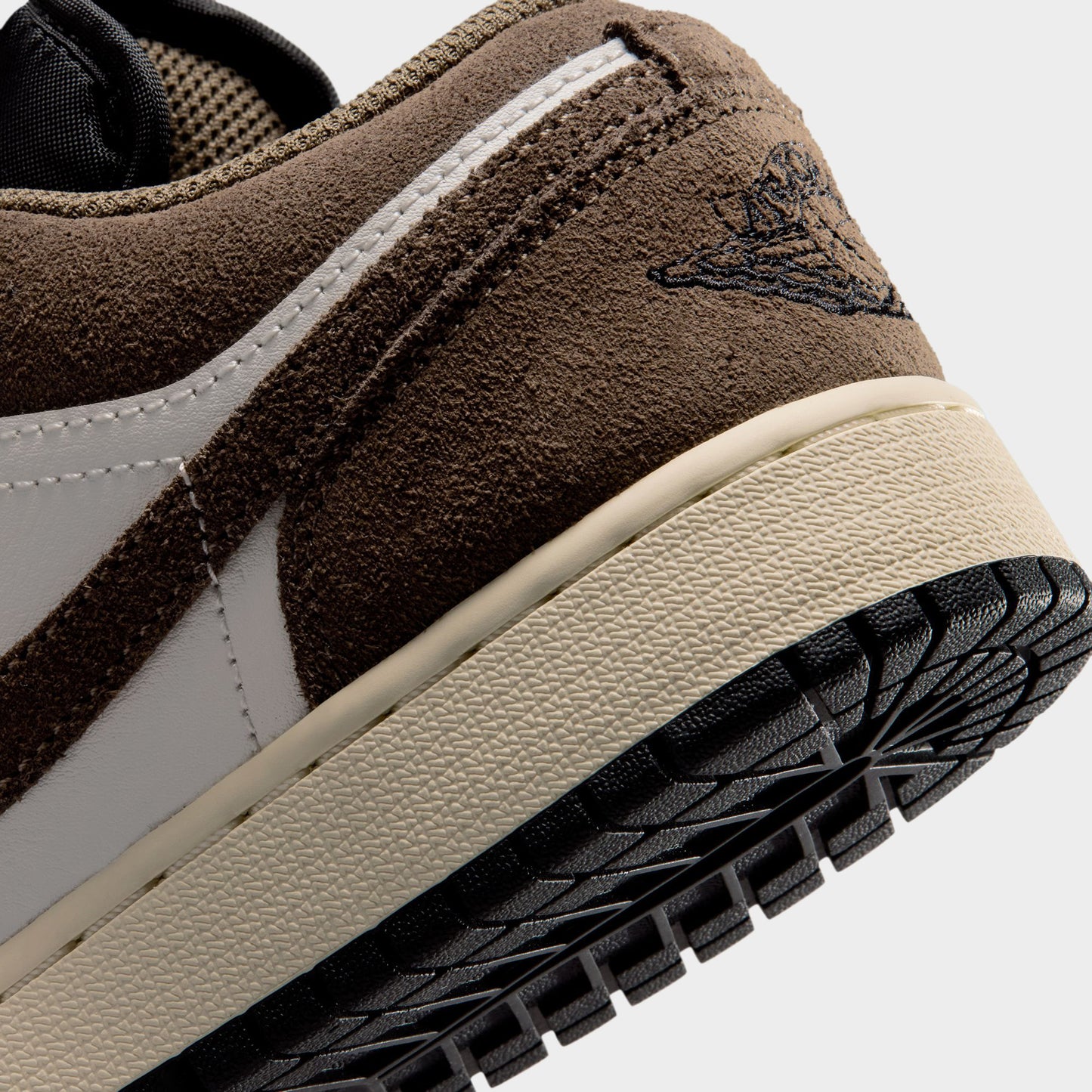 Jordan 1 Low GS Palomino / Black Phantom - Red