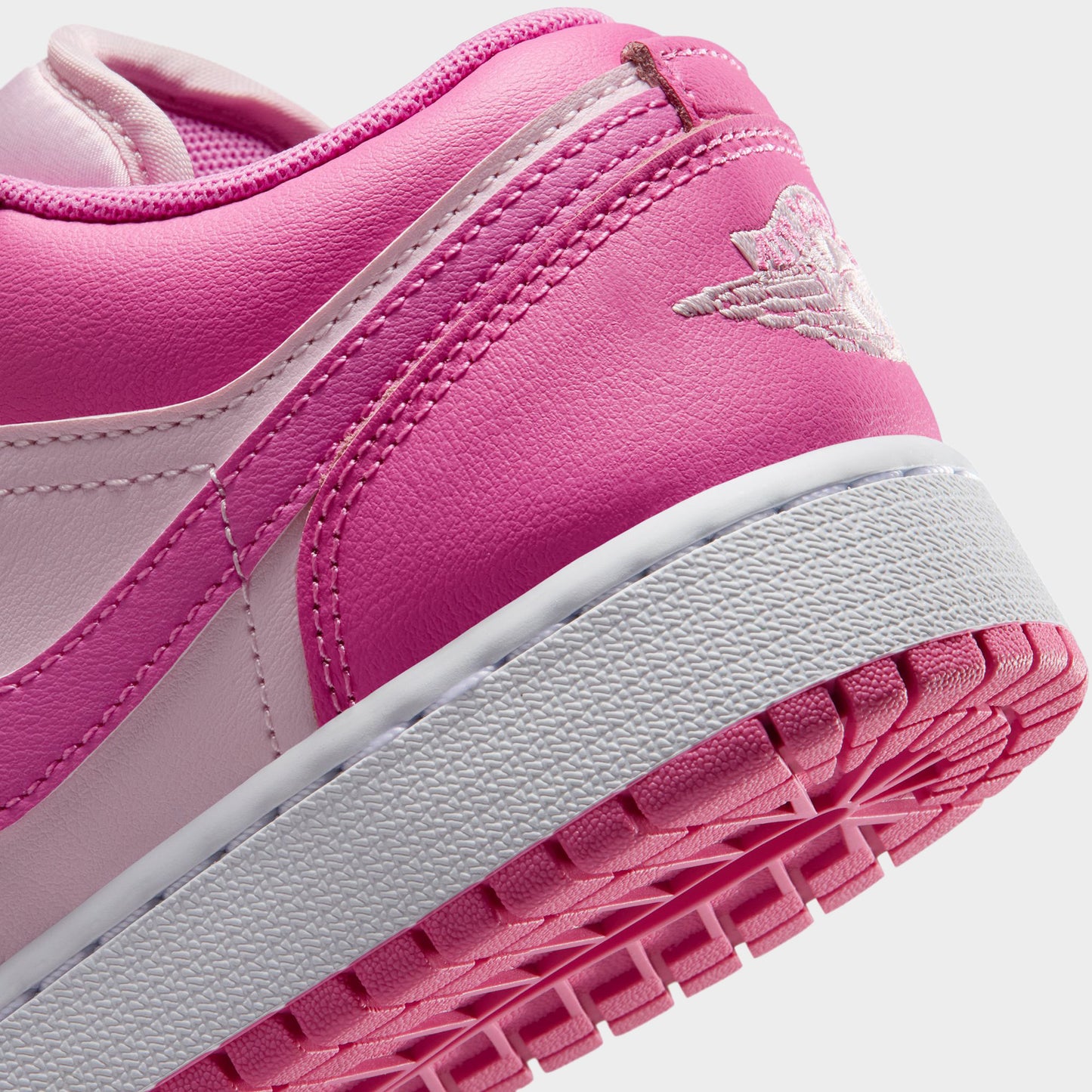 Jordan 1 Low GS Rose de Chine / Rose Mousse Blanc