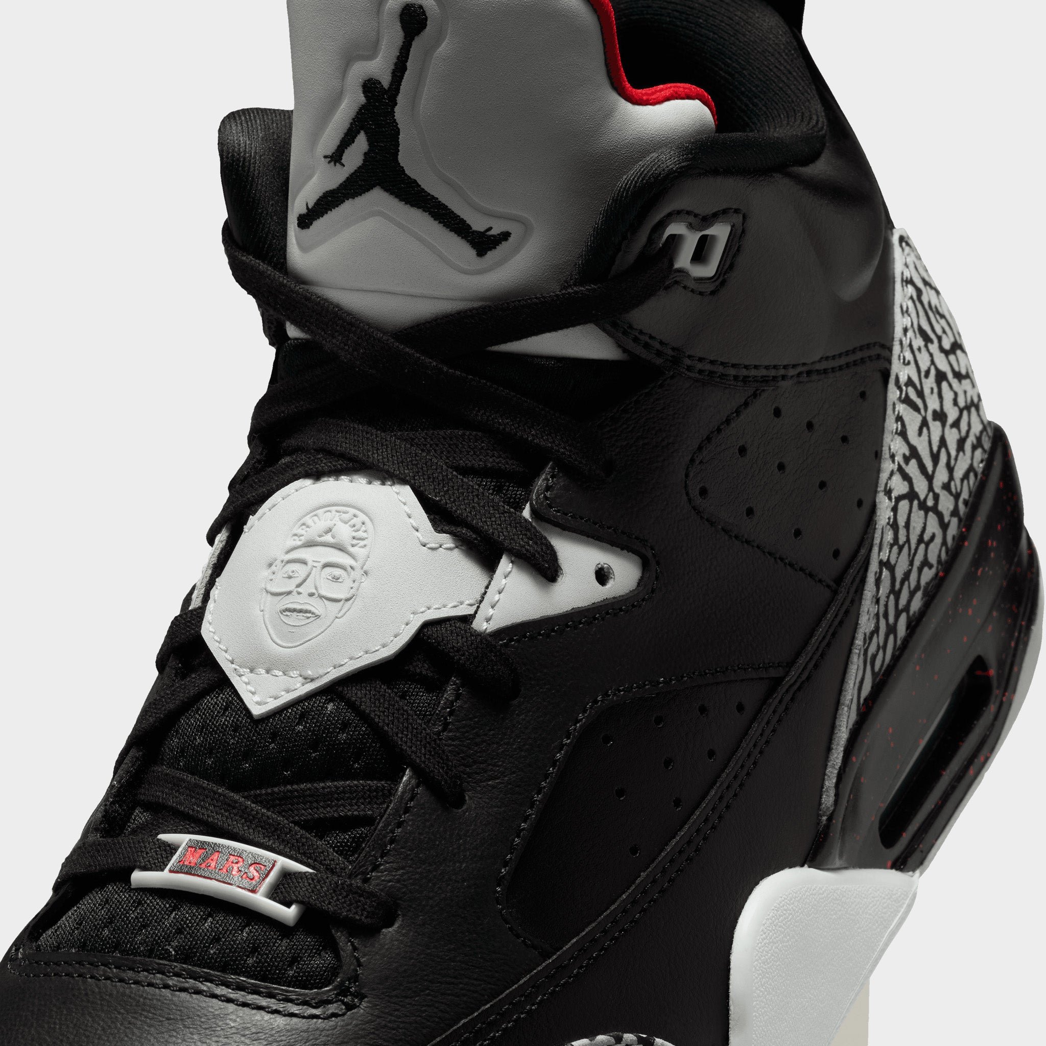 Jordan Son of Mars Low Black / Black - University Red – JD Sports