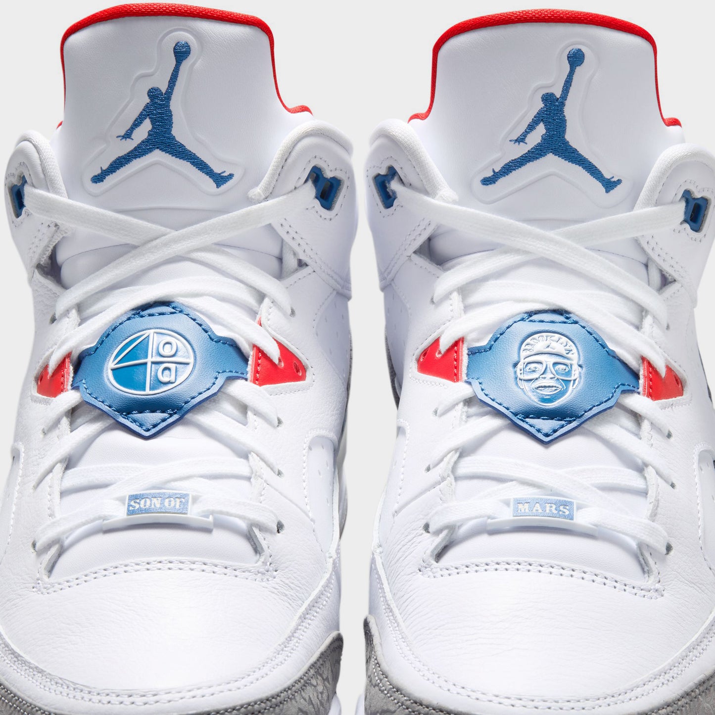 Jordan Son of Mars Low Blanc / Bleu - Rouge Varsity