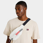 Tommy jeans fanny pack deals
