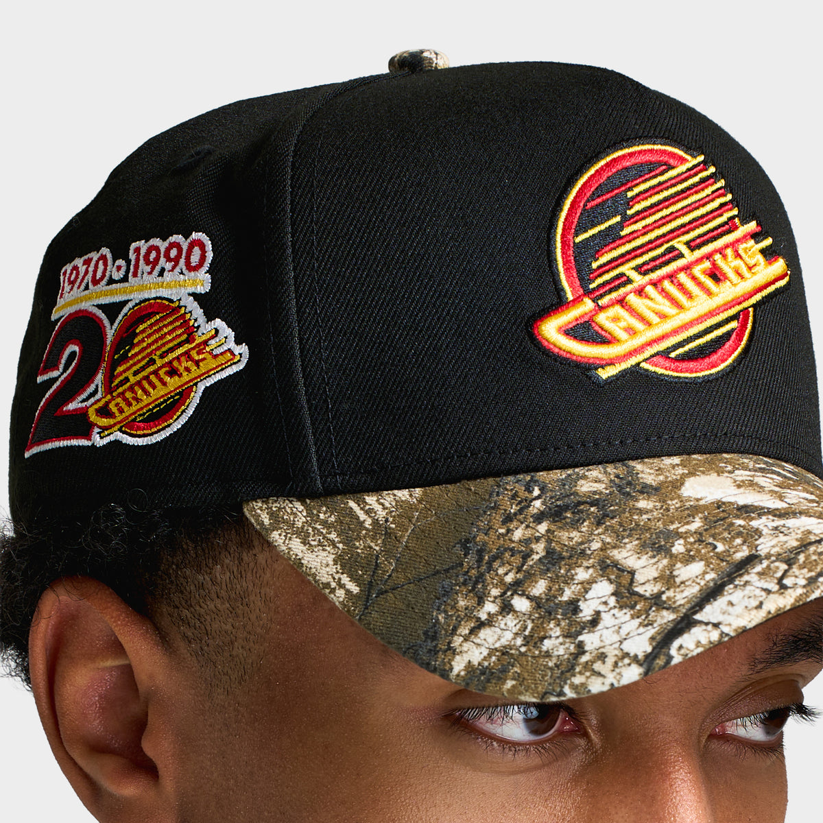 New Era Vancouver Canucks 9FORTY A-Frame Black / Camo