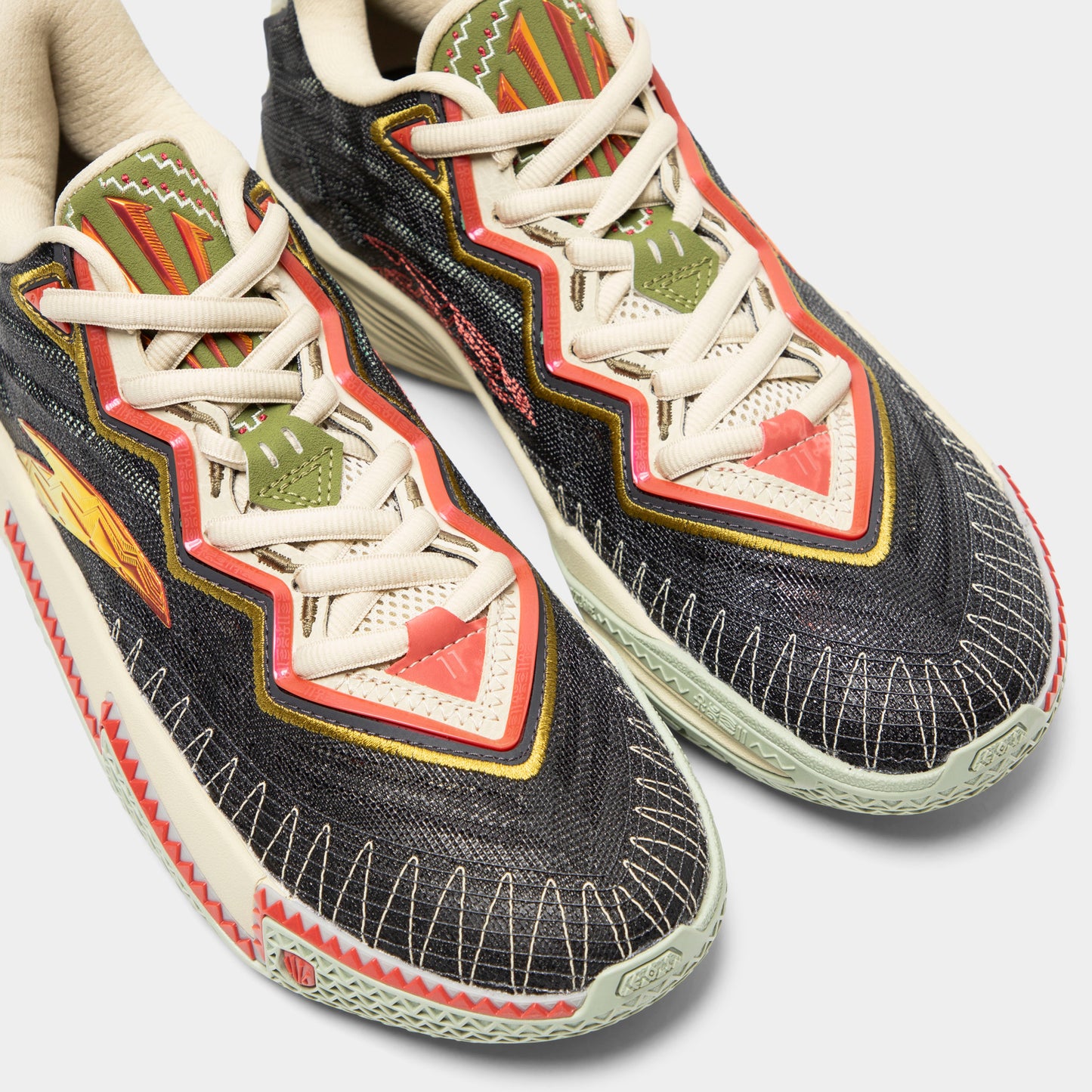 Anta KAI 2 /  Black Ice