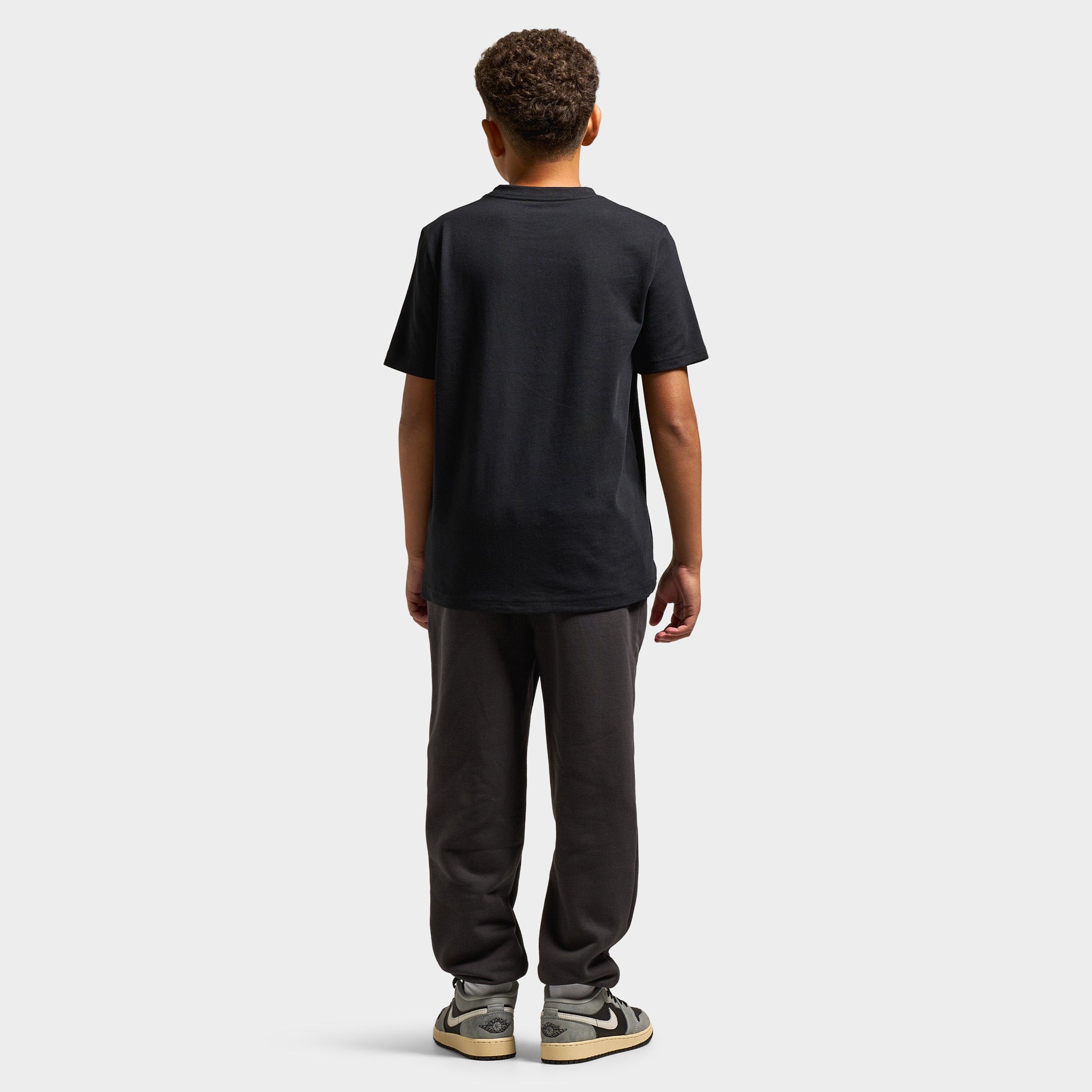 ジョーオーダーページ Jordan Juniors' Heritage Arch 23 Tee / Black – JD Sports