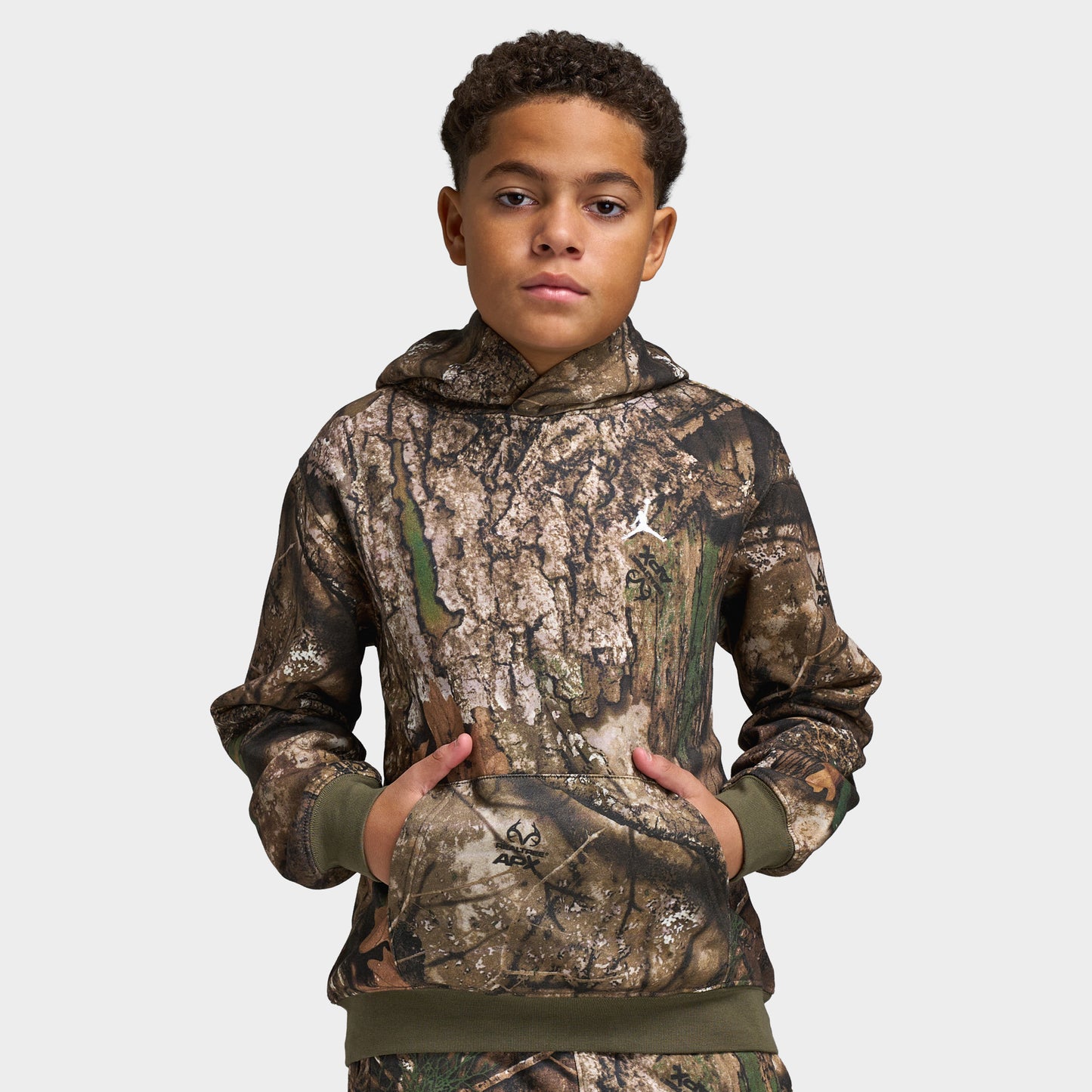 Jordan Juniors' MJ MVP Fleece Pullover Hoodie / Medium Olive Camo