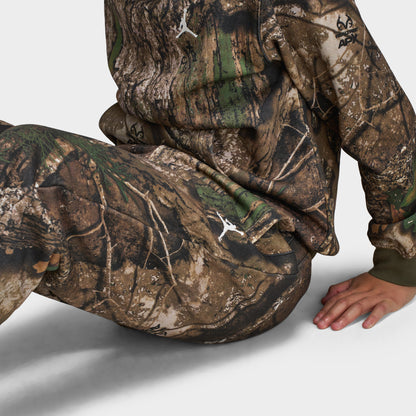 Jordan Juniors' MJ MVP Real Tree Fleece Pant / Medium Olive Camo