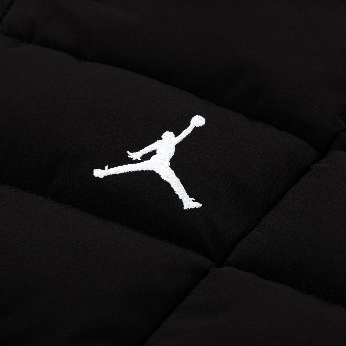 Jordan Junior Boys' Midweight Jumpman Puffer Jacket / Black