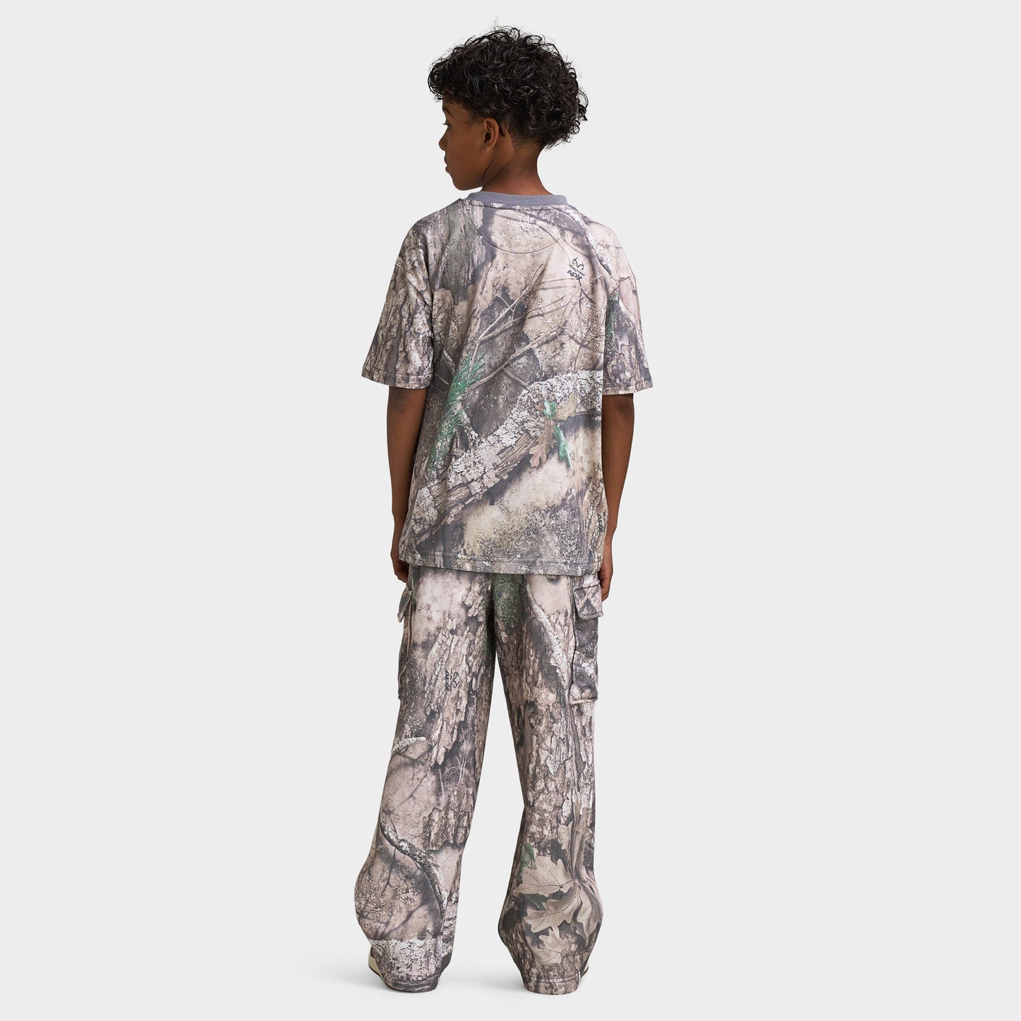 Jordan Junior Boys' MJ Brooklyn Real Tree AOP T-Shirt / Swan