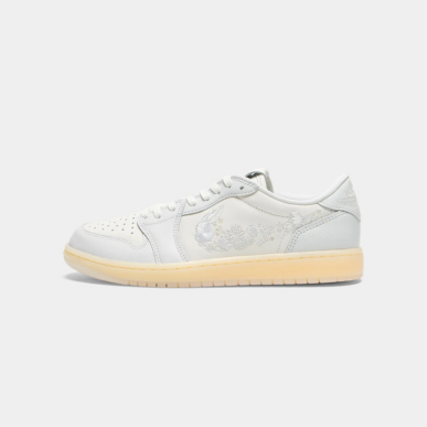 Jordan 1 Retro Low OG “Sail / Off White – Coconut Milk” shoe. Shop Men’s Shoes now at JD Sports.