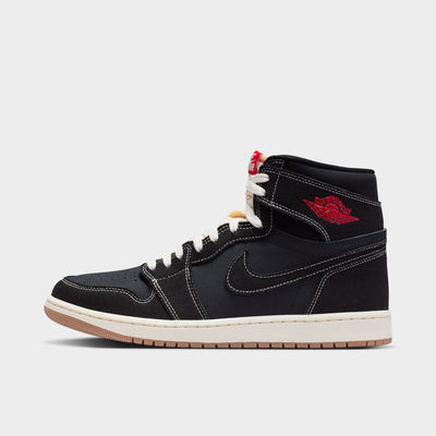 Chaussure Jordan 1 Retro High OG FC « Noir / Rouge université – Sail ». Magasinez les nouveautés sneakers dès maintenant chez JD Sports.