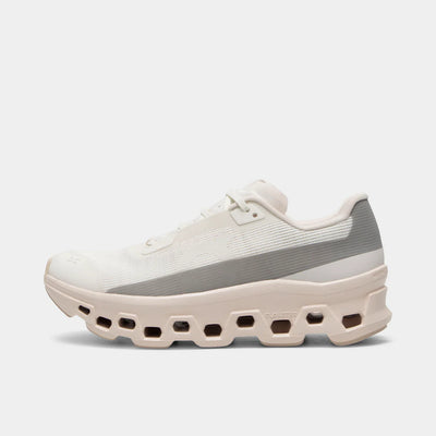 Chaussure On Women’s Cloudmonster Void « Ivoire / Coquillage ». Magasinez les nouveautés pour femmes dès maintenant chez JD Sports.