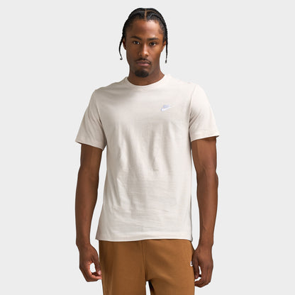 Nike Sportswear Club Tee / Light Orewood Brown